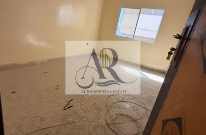 Labor Camp - Studio for rent in Al Jurf 2 - Al Jurf - Ajman Downtown - Ajman