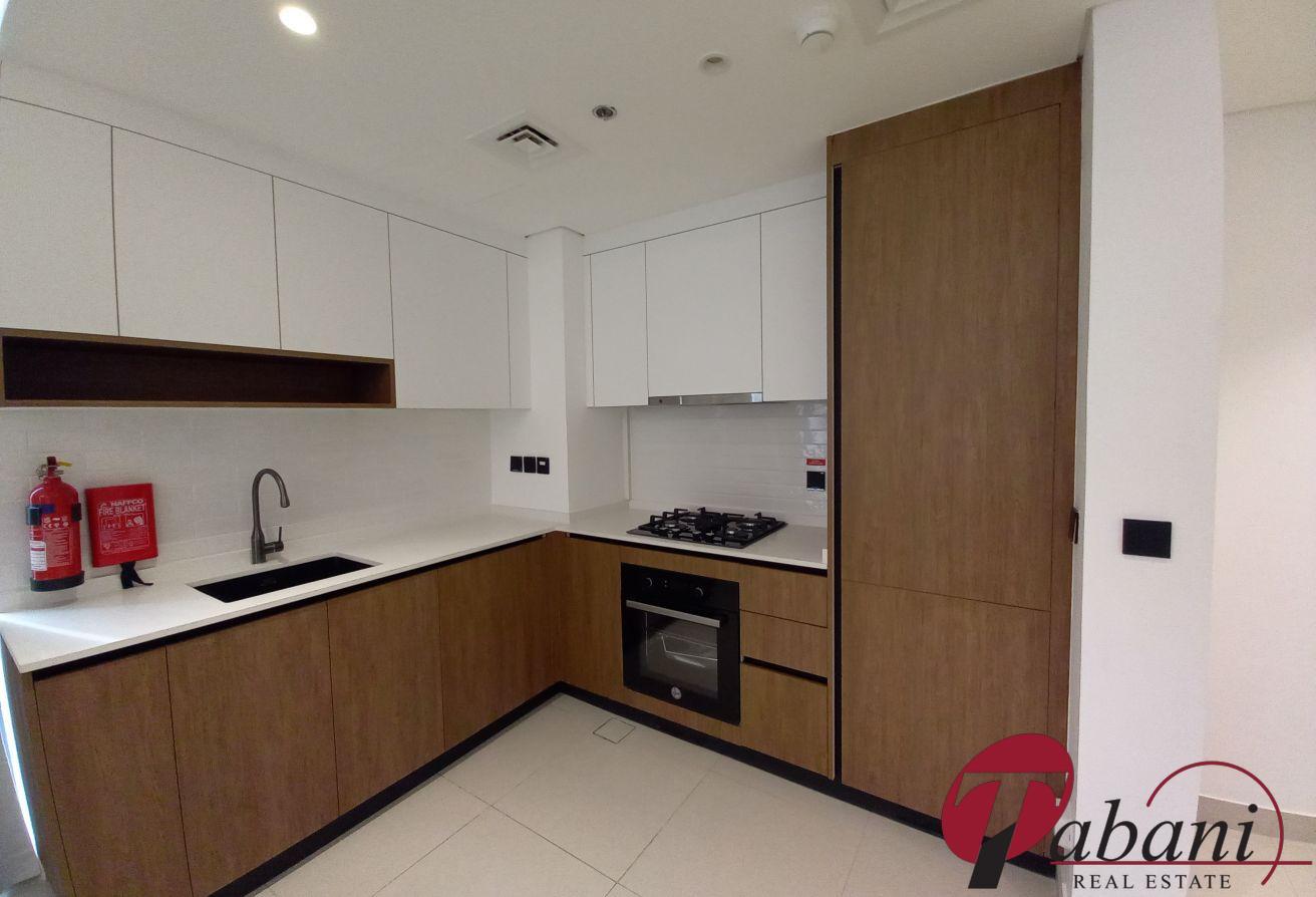 Elegant Furnished |1-Bedroom |Kitchen Equipped photo 4