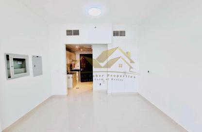 Apartment - 1 Bedroom - 1 Bathroom for rent in Jumeirah Garden City - Al Satwa - Dubai