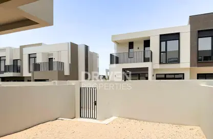 فيلا - 3 غرف نوم - 4 حمامات للايجار في جرينفيوز 2 - اعمار الجنوبية - دبي الجنوب (مركز دبي العالمي) - دبي