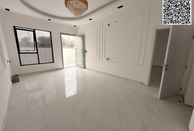 87453143 - Property Image 3