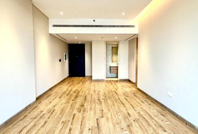 16212030 - Property Image 2