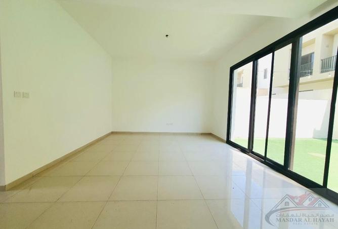121555353 - Property Image 2