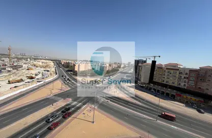 شقة - 1 حمام للايجار في جلوبال جرين فيو - منطقة مركز الأعمال - المدينة العالمية - دبي شقة - 1 حمام للايجار في جلوبال جرين فيو - منطقة مركز الأعمال - المدينة العالمية - دبي