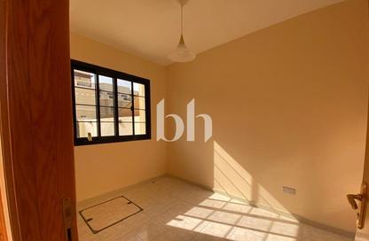 Townhouse - 3 - 2 for rent in Mirdif Villas - Mirdif - Dubai