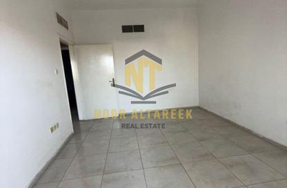 Apartment - 2 Bedrooms - 2 Bathrooms for rent in Qasimia 10 building - Al Mahatta - Al Qasimia - Sharjah