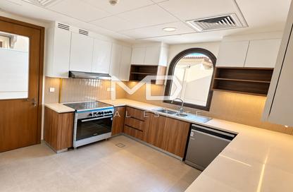 Villa - 3 - 4 for rent in Toledo - Zayed City (Khalifa City C) - Khalifa City - Abu Dhabi