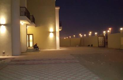 Villa - 5 Bedrooms - 6 Bathrooms for rent in Kshisha 5 - Al Rahmaniya - Sharjah Villa - 5 Bedrooms - 6 Bathrooms for rent in Kshisha 5 - Al Rahmaniya - Sharjah