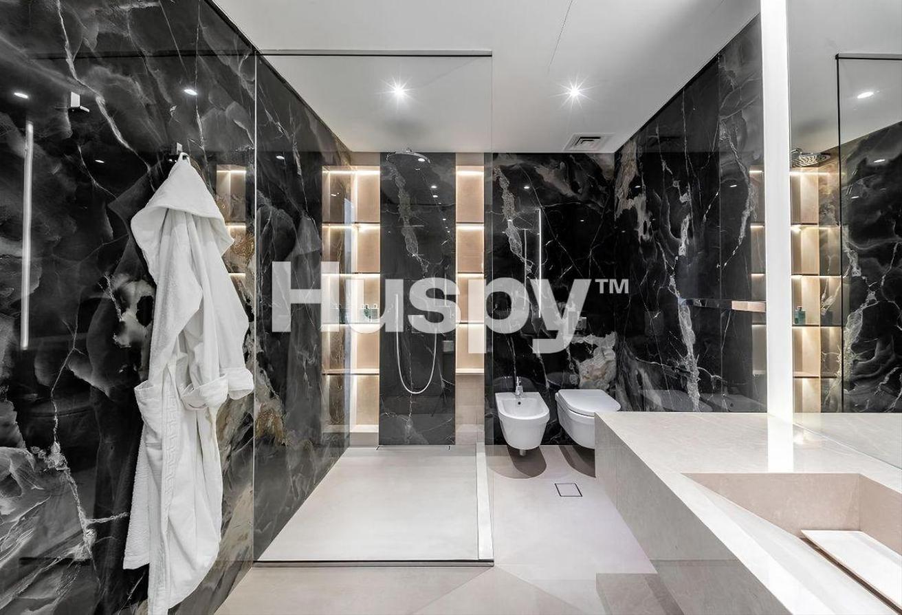 Upgraded Duplex | High Floor | Full Sea View photo 12