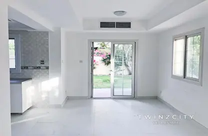 Villa - 2 Bedrooms - 2 Bathrooms for rent in Springs 9 - The Springs - Dubai Villa - 2 Bedrooms - 2 Bathrooms for rent in Springs 9 - The Springs - Dubai