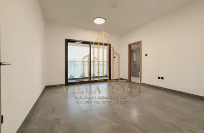 Apartment - 4 Bedrooms - 6 Bathrooms for rent in Riviera Tower - Al Majaz 3 - Al Majaz - Sharjah