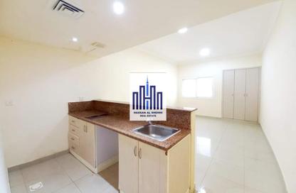 Apartment - Studio - 1 Bathroom for rent in Fire Station Road - Muwaileh - Sharjah