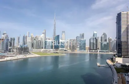 Apartment - Studio - 1 Bathroom for rent in Millennium Binghatti Residences - Business Bay - Dubai