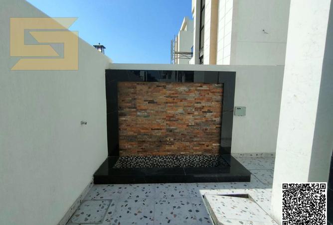 72724266 - Property Image 2