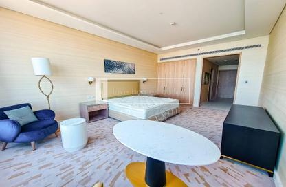 Apartment - Studio - 1 Bathroom for rent in The Palm Tower - Palm Jumeirah - Dubai