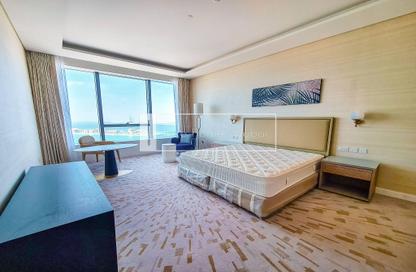 Apartment - Studio - 1 Bathroom for rent in The Palm Tower - Palm Jumeirah - Dubai