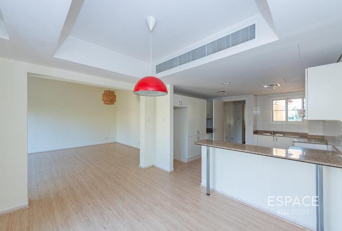 53574776 - صورة العقار 3