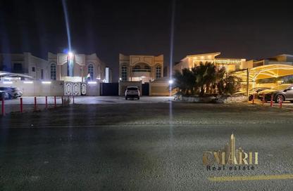 Villa - 5 Bedrooms - 7 Bathrooms for sale in Al Rawda 3 - Al Rawda - Ajman