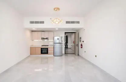 شقة - غرفة نوم - 1 حمام للايجار في سكايز من دانوب - ارجان - دبي