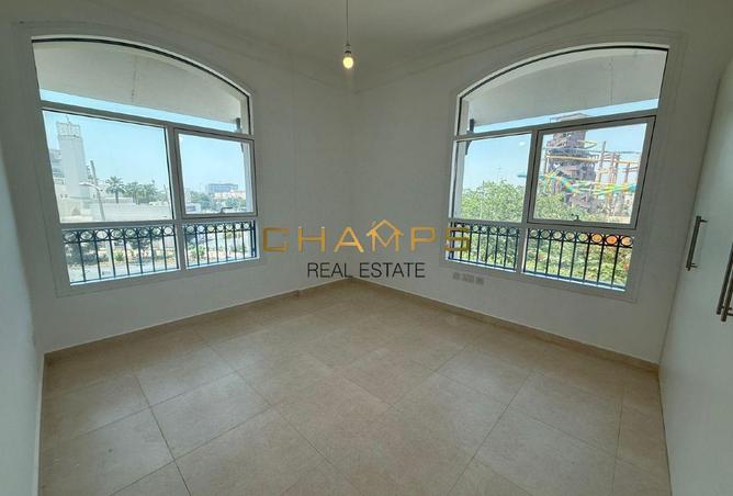 104669082 - Property Image 3