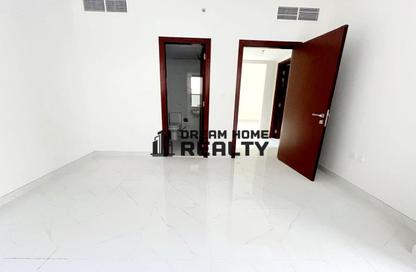 Apartment - 1 Bedroom - 2 Bathrooms for rent in Rasheed Tower 4 - Al Taawun - Sharjah Apartment - 1 Bedroom - 2 Bathrooms for rent in Rasheed Tower 4 - Al Taawun - Sharjah