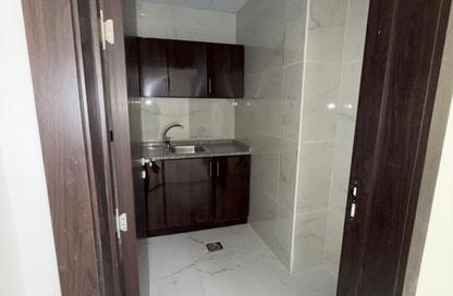 Apartment - Studio - 1 Bathroom for rent in Ajman Corniche Residences - Ajman Corniche Road - Ajman Apartment - Studio - 1 Bathroom for rent in Ajman Corniche Residences - Ajman Corniche Road - Ajman