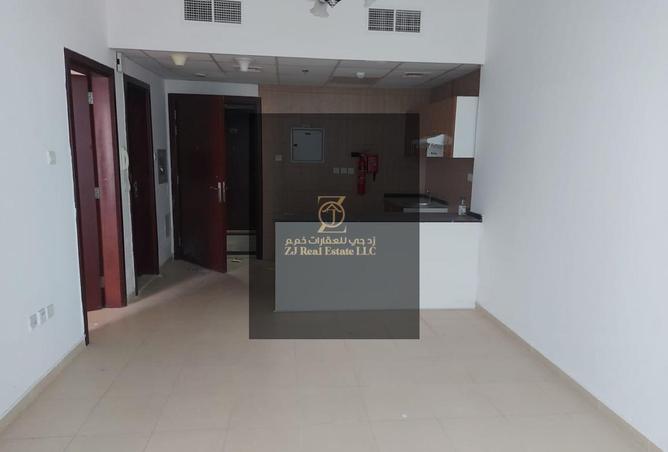 142831455 - Property Image 2