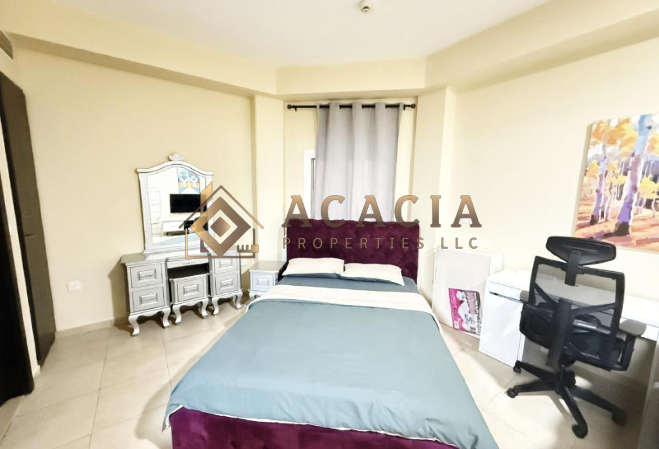 Fully Furnished I V-Shape Studio I 12 Cheques photo 2