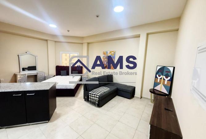 67437112 - Property Main Image