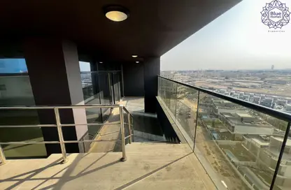 شقة - 3 غرف نوم - 5 حمامات للايجار في ليوان سيركل - ليوان - دبي لاند - دبي