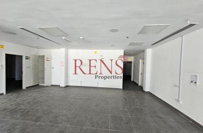 Shop - Studio - 2 Bathrooms for rent in Capital Golden Tower - Business Bay - Dubai