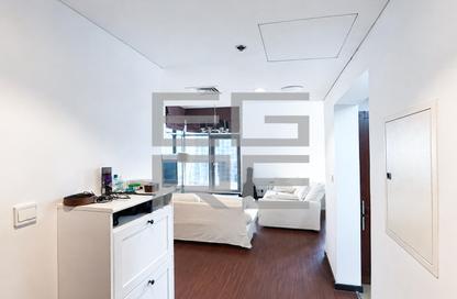 Apartment - 1 Bedroom - 2 Bathrooms for rent in Green Lakes Towers 3 - Green Lakes Towers - JLT Cluster S - Jumeirah Lake Towers - Dubai