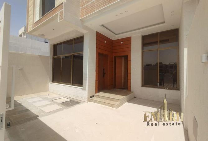 90054989 - Property Image 3