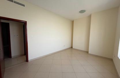 Apartment - 2 - 2 for sale in Al Khan Corniche - Al Khan - Sharjah