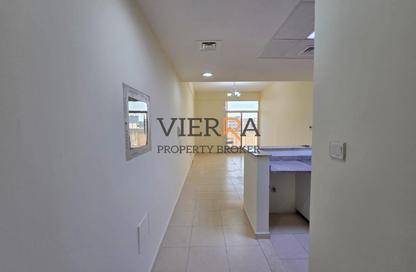 Apartment - 1 Bedroom - 1 Bathroom for sale in Mazaya 24 - Queue Point - Liwan - Dubai Land - Dubai