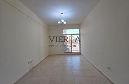 Apartment - 1 Bedroom - 1 Bathroom for sale in Mazaya 24 - Queue Point - Liwan - Dubai Land - Dubai