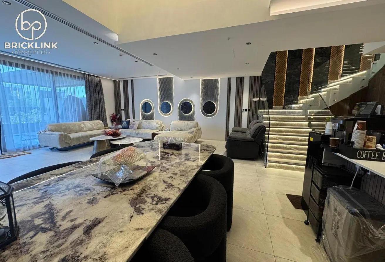 155577595 - Property Main Image