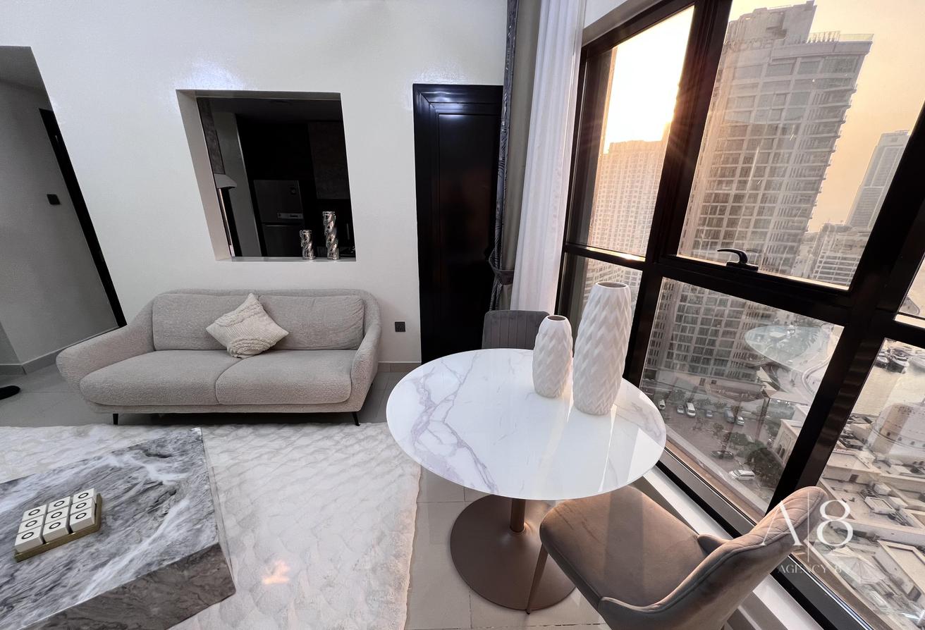 Marina Living | Water View | Fully Upgraded photo 4