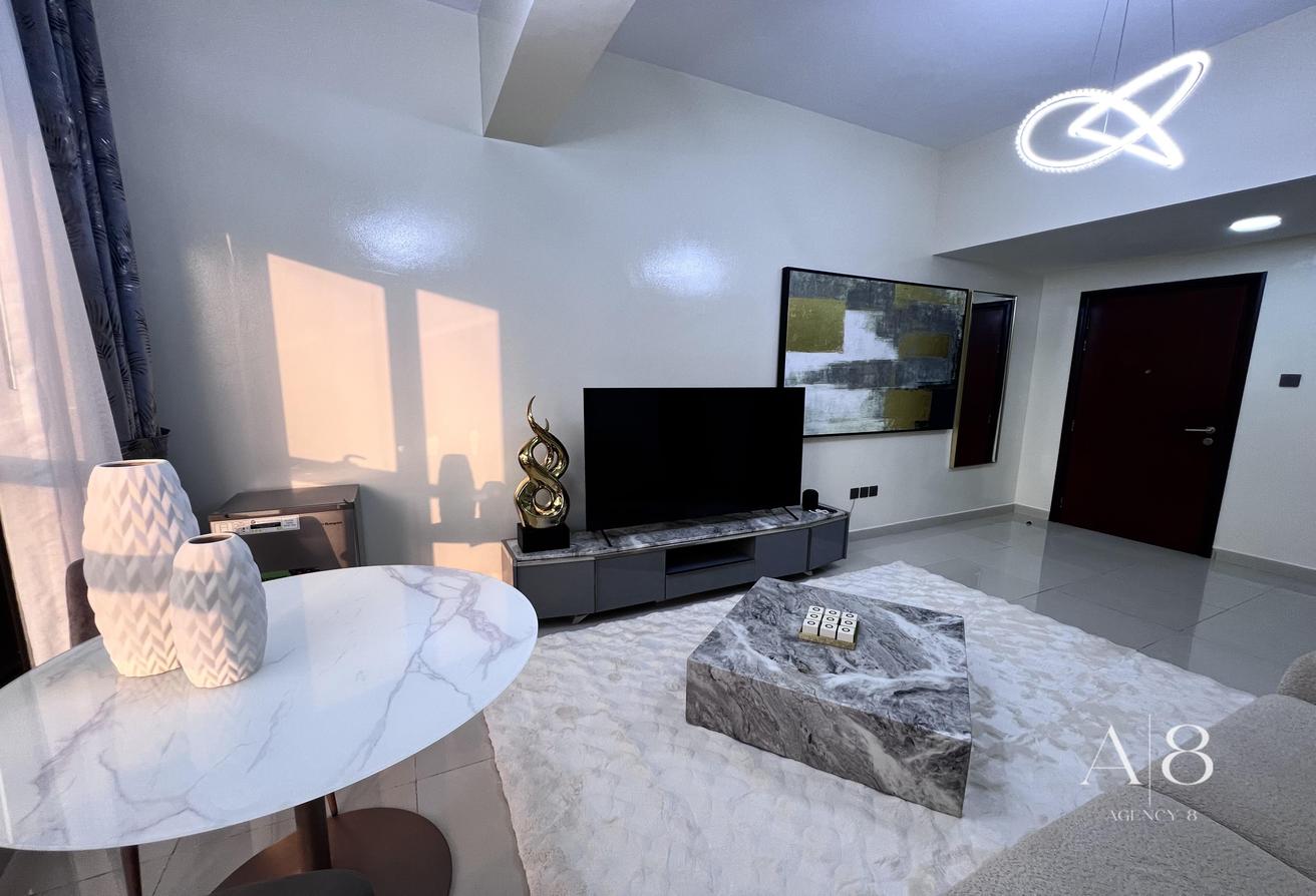 Marina Living | Water View | Fully Upgraded photo 6