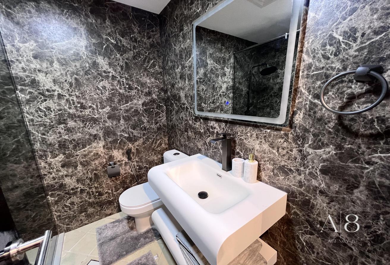 Marina Living | Water View | Fully Upgraded photo 11