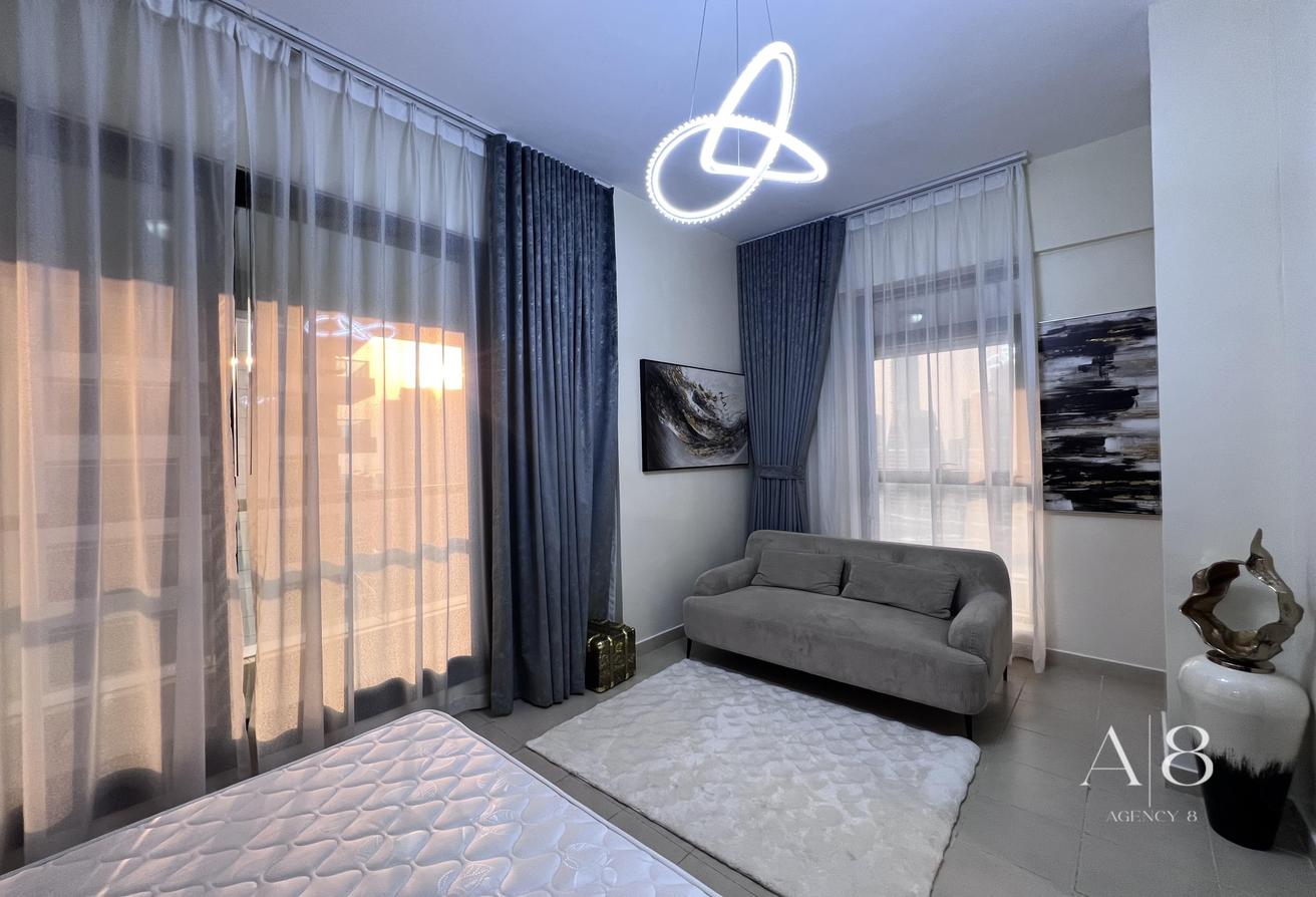 Marina Living | Water View | Fully Upgraded photo 15