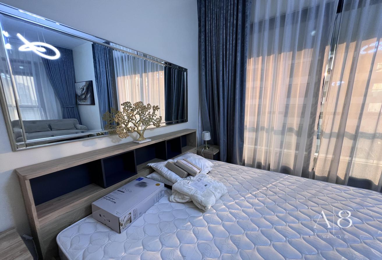 Marina Living | Water View | Fully Upgraded photo 14