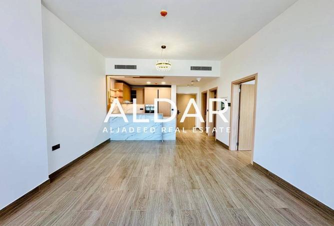 73723745 - Property Image 2