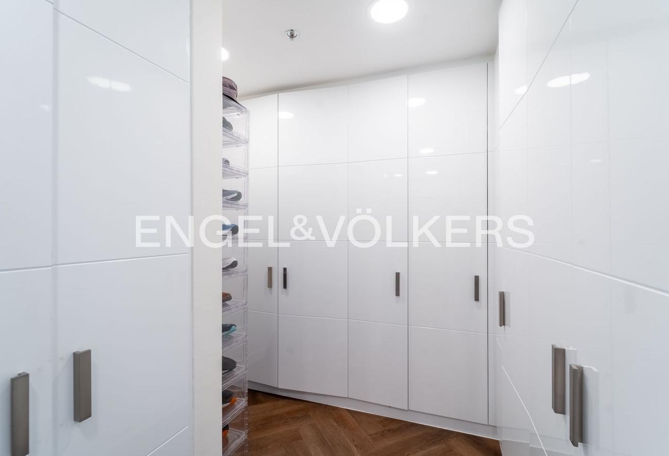 Luxury Penthouse | Unfurnished | Golf Course View photo 6