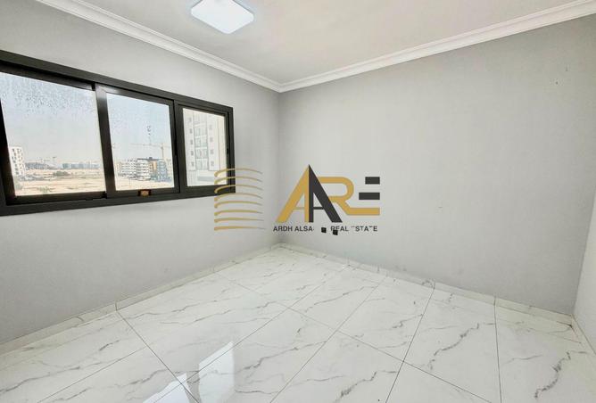 111867910 - Property Image 3