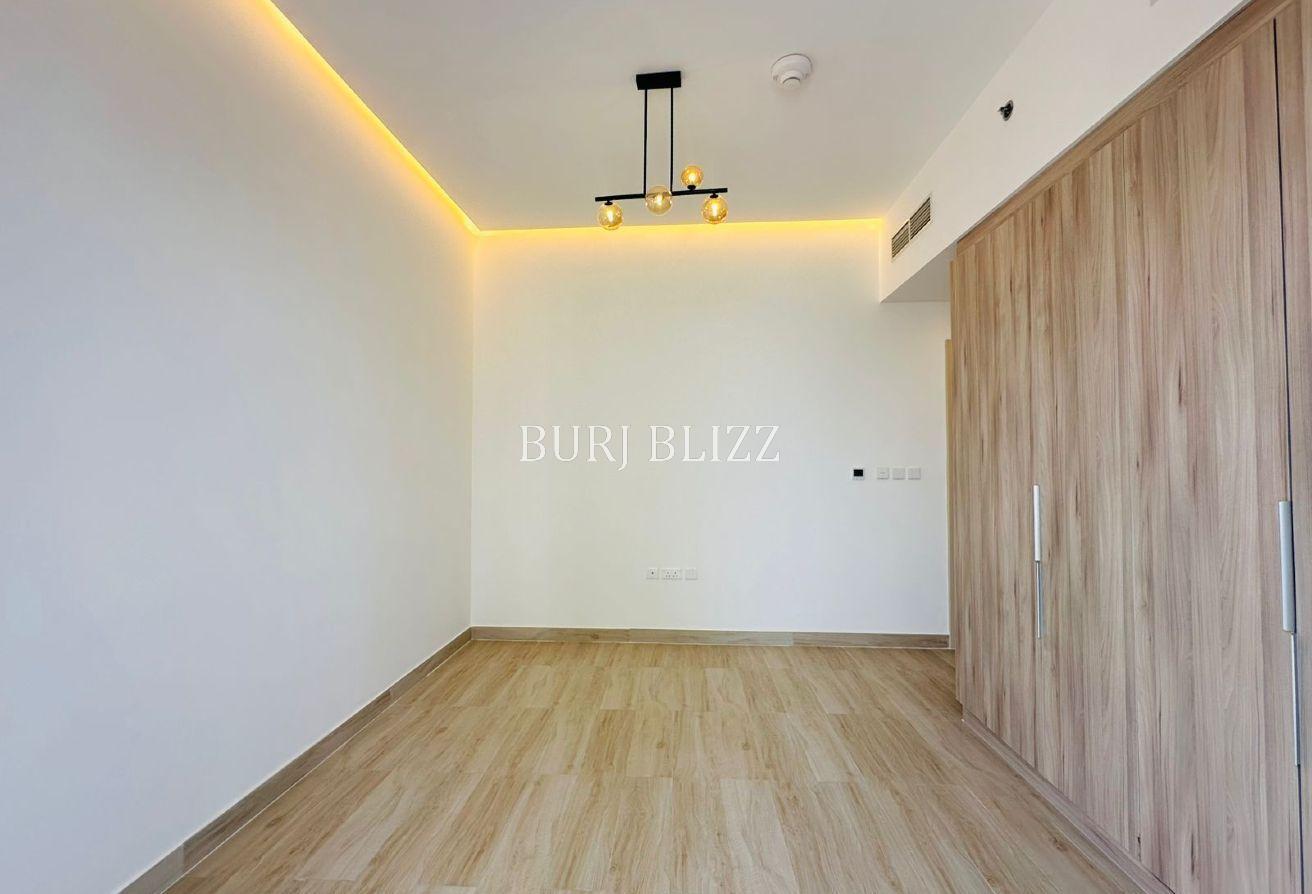 Stunning 1BR | Bright Interiors |Vibrant Community photo 10