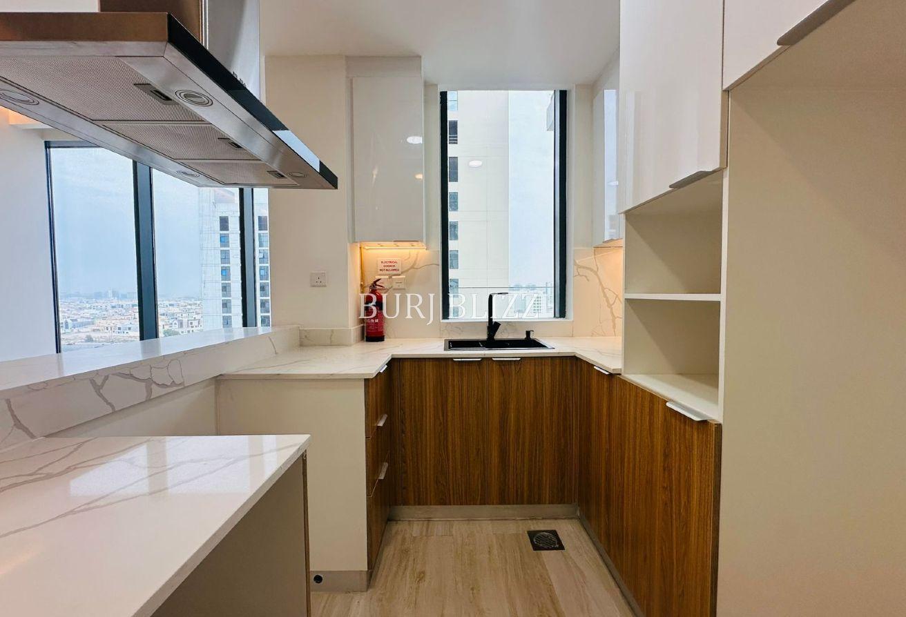 Stunning 1BR | Bright Interiors |Vibrant Community photo 4