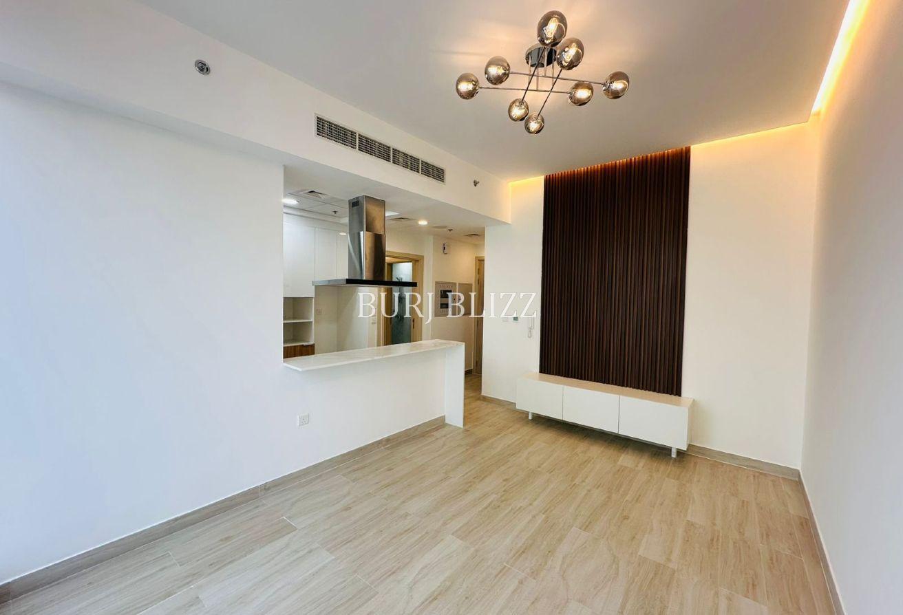 Stunning 1BR | Bright Interiors |Vibrant Community photo 6