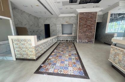 Shop - Studio - 1 for rent in Garden City 2 - Jumeirah Garden City - Al Satwa - Dubai
