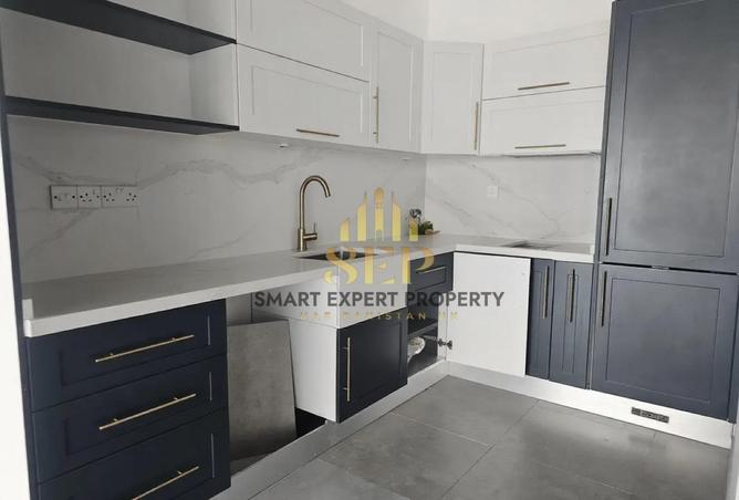 16180411 - Property Image 2